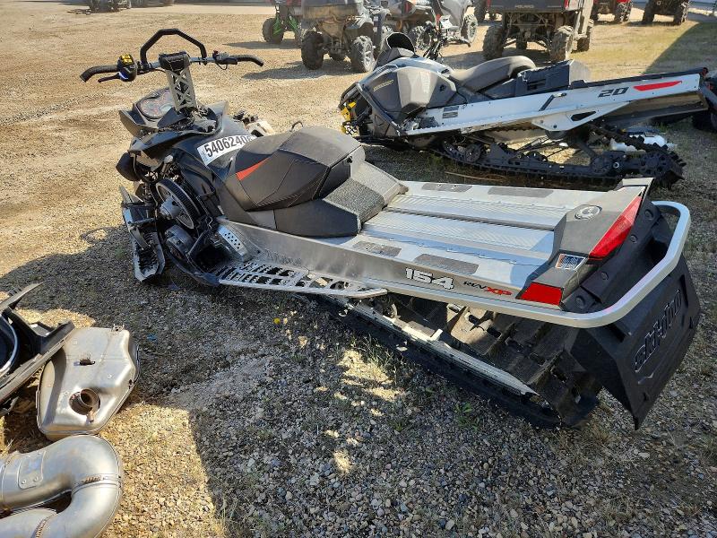 Продаж на аукціоні авто 2016 Ski-doo Summit Sport 800r Rer, vin: 2BPSCBGA3GV000169, номер лоту: 54062406