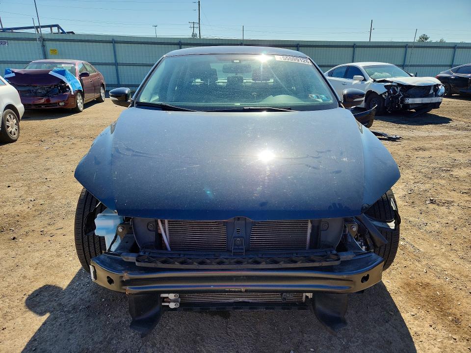 Продажа на аукционе авто 2015 Volkswagen Passat, vin: 1VWAT7A32FC003001, номер лота: 55599126