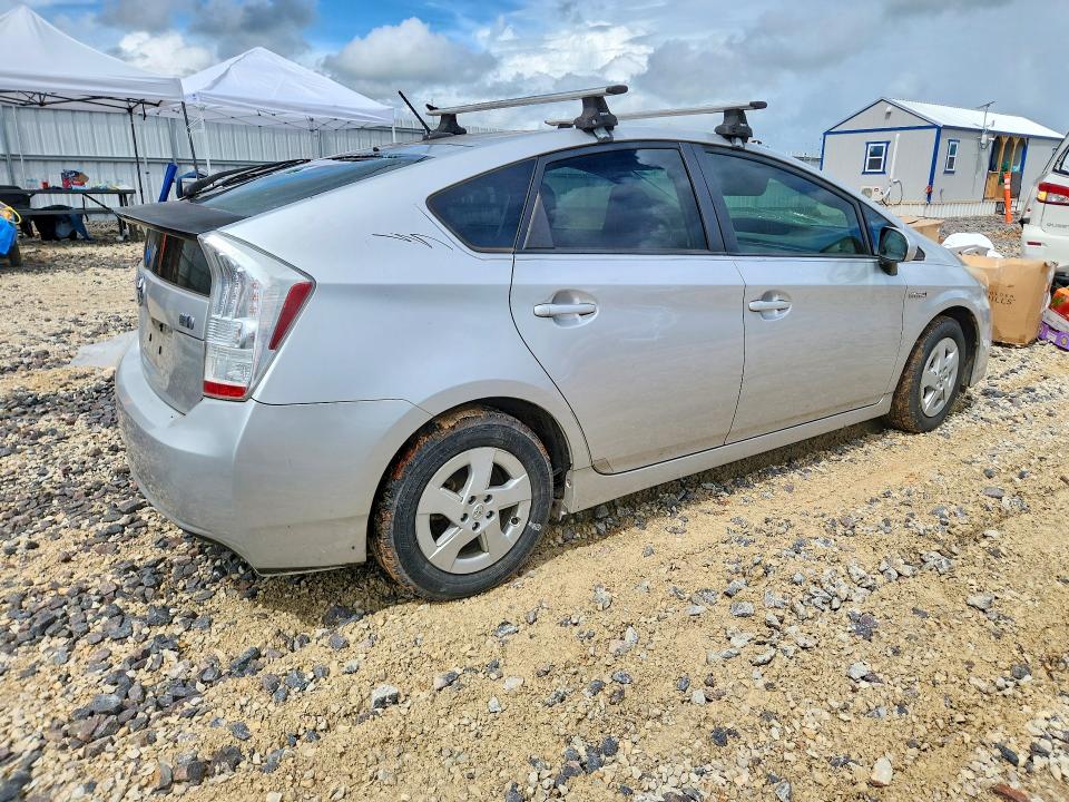 55334426 :رقم المزاد ، JTDKN3DU2B5372390 vin ، 2011 Toyota Prius مزاد بيع