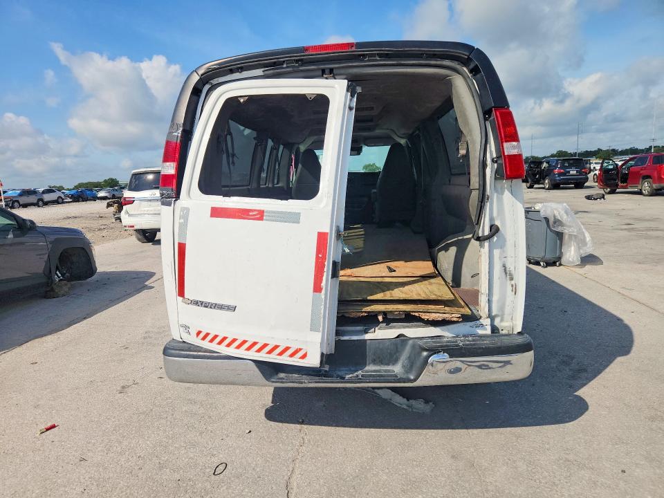 2020 Chevrolet Express მანქანა იყიდება აუქციონზე, vin: 1GAZGPFG1L1148522, აუქციონის ნომერი: 54228086