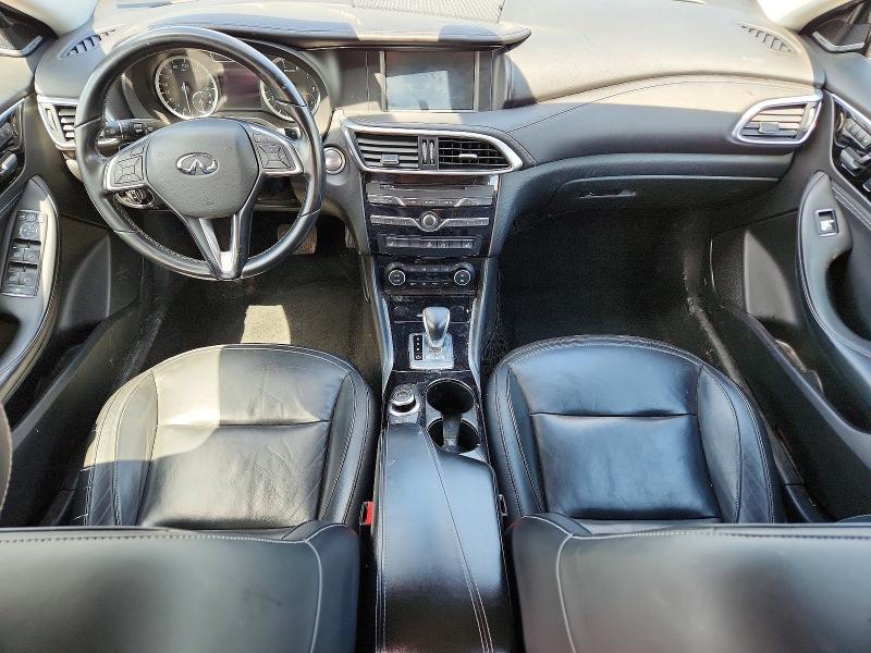 52144816 :رقم المزاد ، SJKCH5CR5HA017165 vin ، 2017 Infiniti Qx30 مزاد بيع