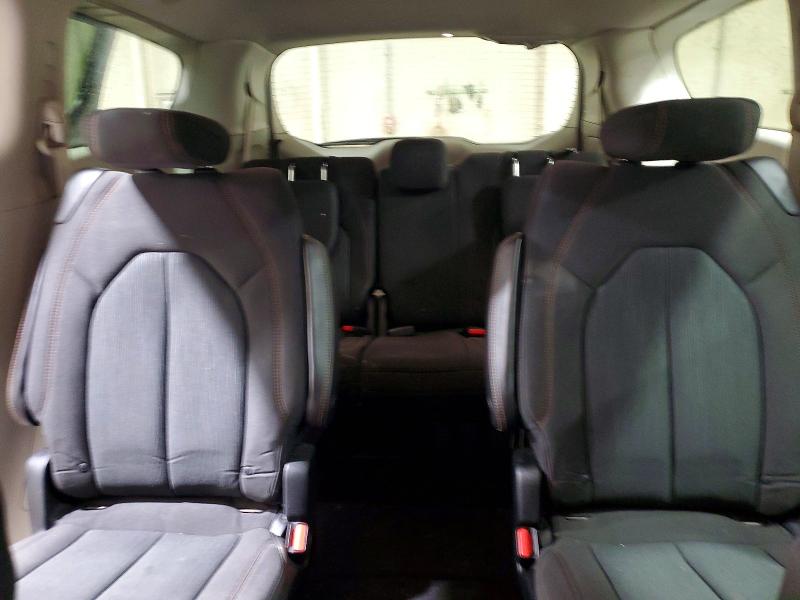 Продаж на аукціоні авто 2018 Chrysler Pacifica, vin: 2C4RC1FG1JR354089, номер лоту: 52519986