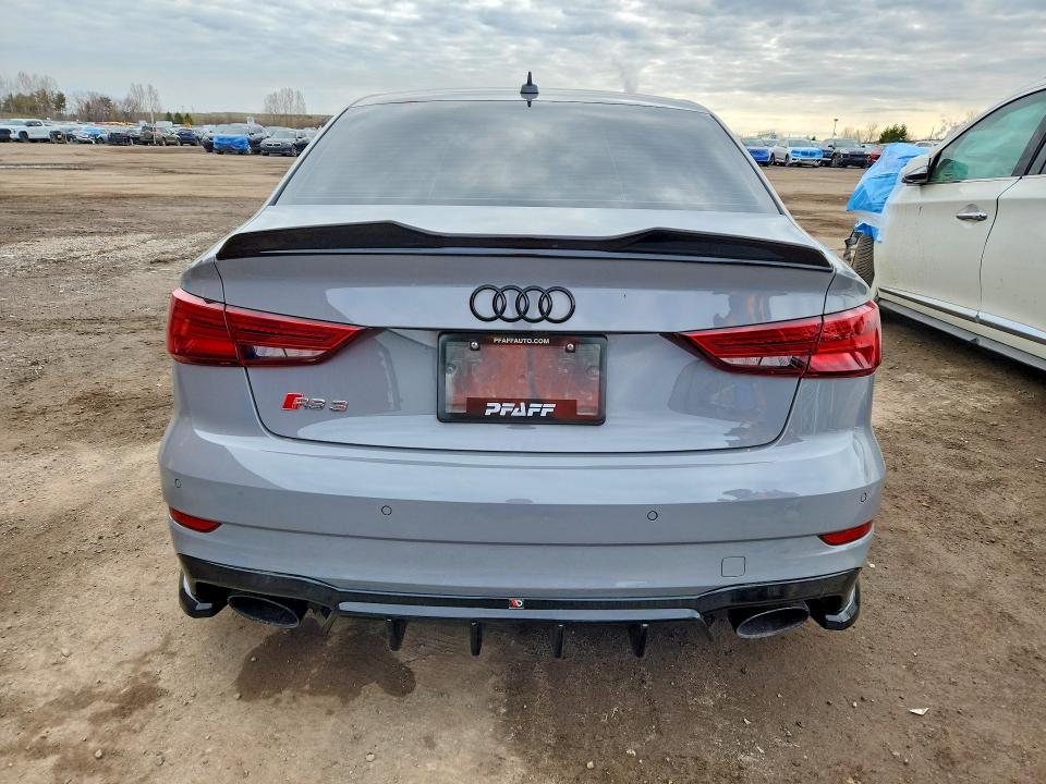 50107336 :رقم المزاد ، WUABWGFF3J1900014 vin ، 2018 Audi Rs3 مزاد بيع