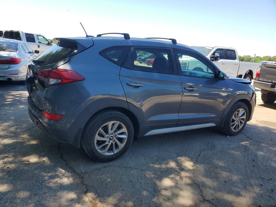 53656536 :رقم المزاد ، KM8J33A44HU450717 vin ، 2017 Hyundai Tucson مزاد بيع