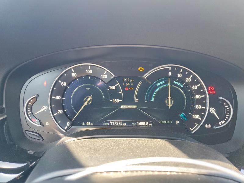 50633186 :رقم المزاد ، WBAJA9C55JB252892 vin ، 2018 Bmw 530e مزاد بيع