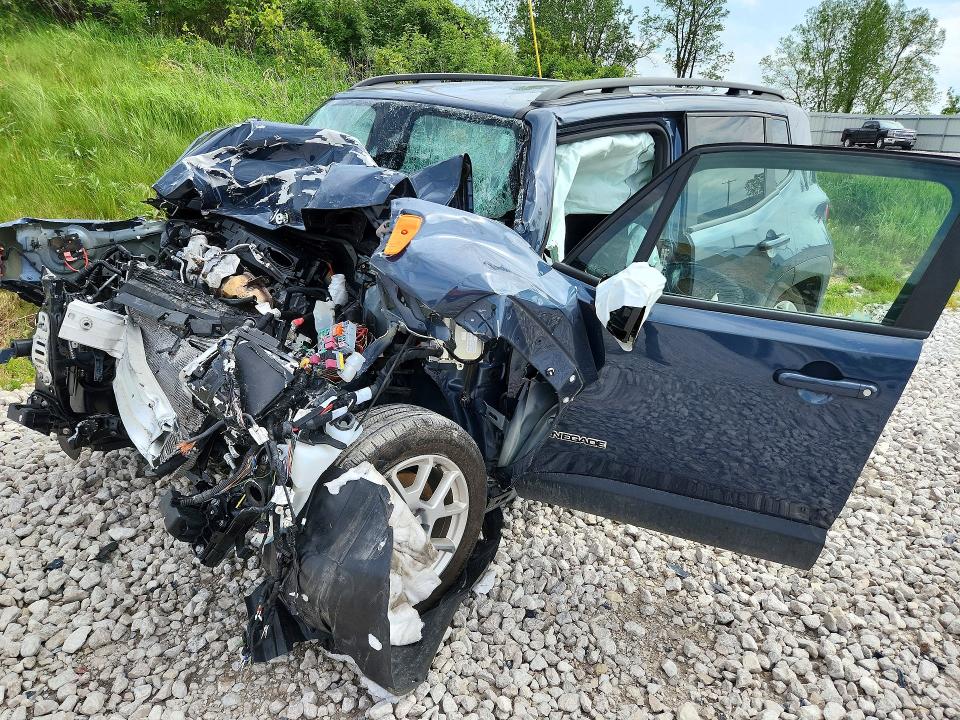 Продажа на аукционе авто 2023 Jeep Renegade, vin: ZACNJDB1XPPP61605, номер лота: 54085976