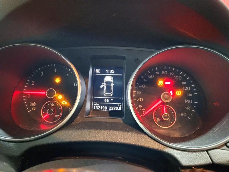 2011 Volkswagen Gti მანქანა იყიდება აუქციონზე, vin: WVWED7AJ0BW208888, აუქციონის ნომერი: 54430686