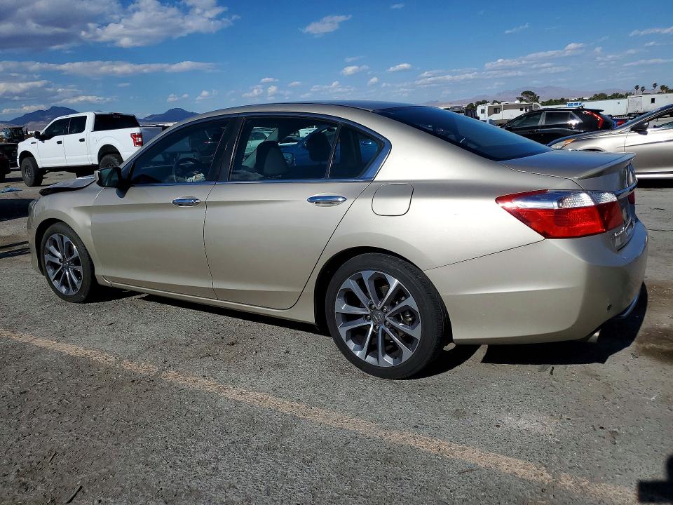 Продажа на аукционе авто 2015 Honda Accord, vin: 1HGCR2F52FA132151, номер лота: 55551066