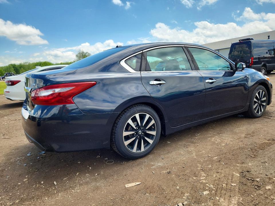 53623216 :رقم المزاد ، 1N4AL3AP5JC164097 vin ، 2018 Nissan Altima مزاد بيع