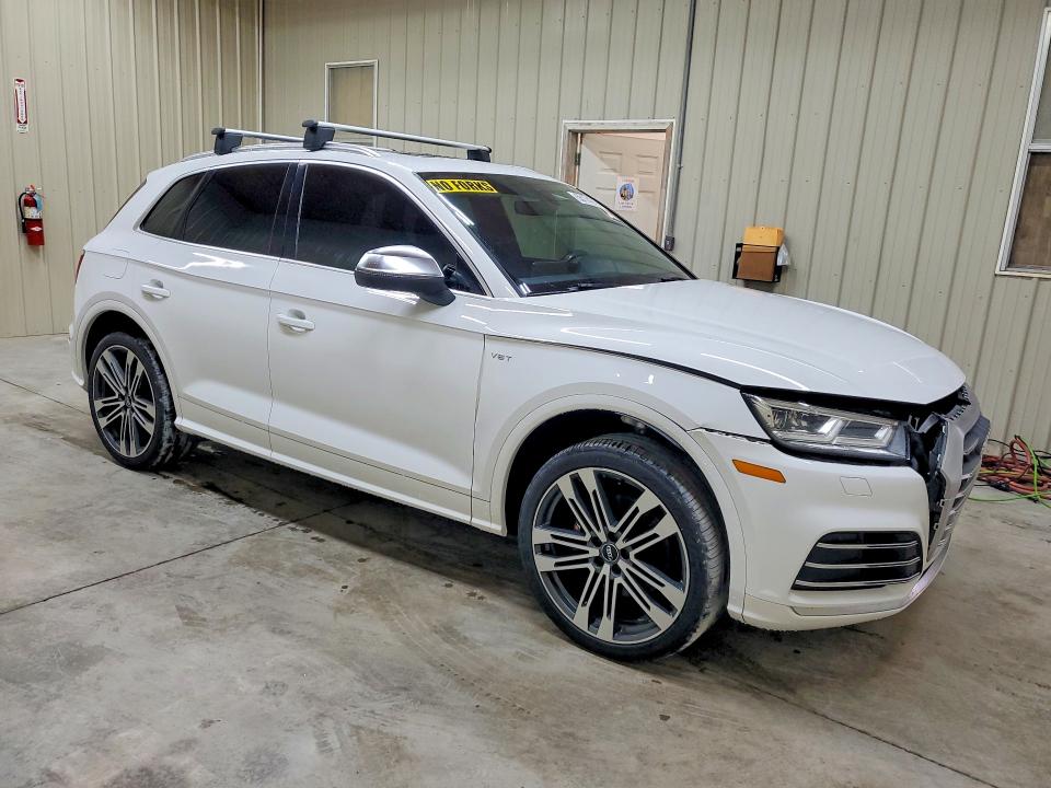 2018 Audi Sq5 Premium Plus მანქანა იყიდება აუქციონზე, vin: WA1A4AFYXJ2206759, აუქციონის ნომერი: 55174216