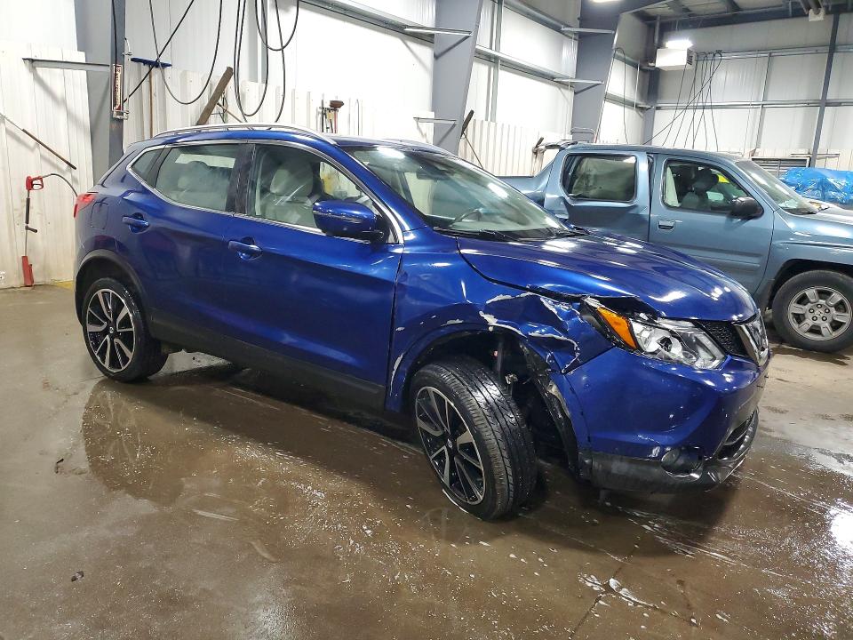 2018 Nissan Rogue Sport მანქანა იყიდება აუქციონზე, vin: JN1BJ1CR5JW207703, აუქციონის ნომერი: 52066186