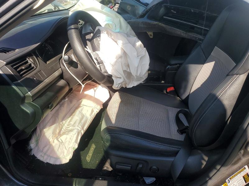 54271446 :رقم المزاد ، 4T1BF1FK2EU862427 vin ، 2014 Toyota Camry مزاد بيع