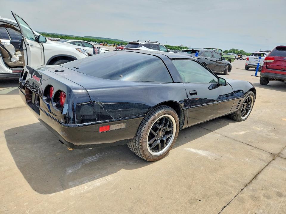 Продажа на аукционе авто 1991 Chevrolet Corvette, vin: 1G1YY2381M5100537, номер лота: 52357356