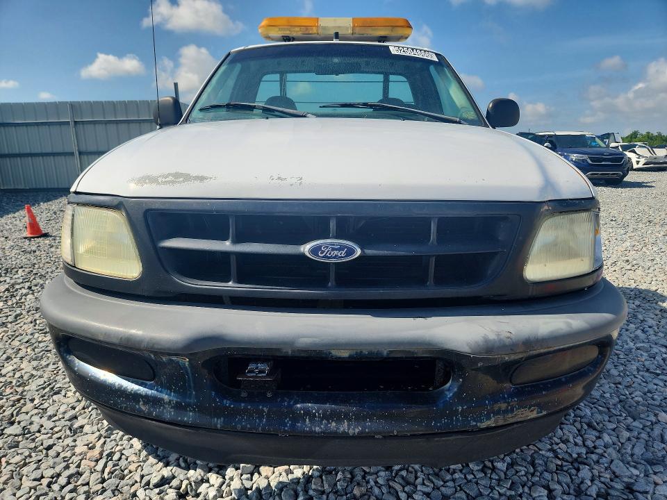 1998 Ford F250 მანქანა იყიდება აუქციონზე, vin: 1FTPF28W4WNB70780, აუქციონის ნომერი: 52504866