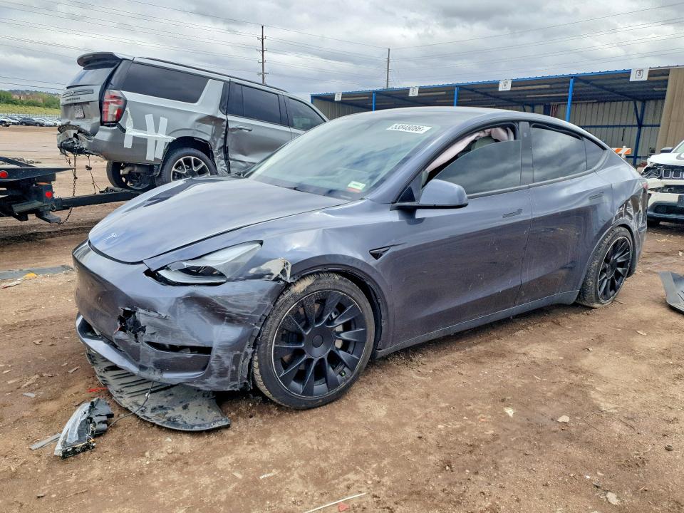 Auction sale of the 2023 Tesla Model Y, vin: 7SAYGDEE2PF692173, lot number: 53848086