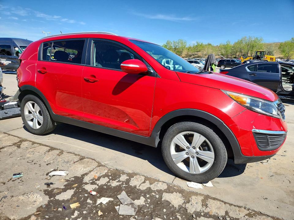 2013 Kia Sportage მანქანა იყიდება აუქციონზე, vin: KNDPBCA20D7505852, აუქციონის ნომერი: 52941466