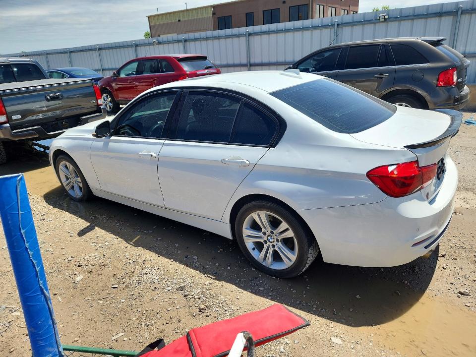 2016 Bmw 328 მანქანა იყიდება აუქციონზე, vin: WBA8E9G57GNU28846, აუქციონის ნომერი: 53512386