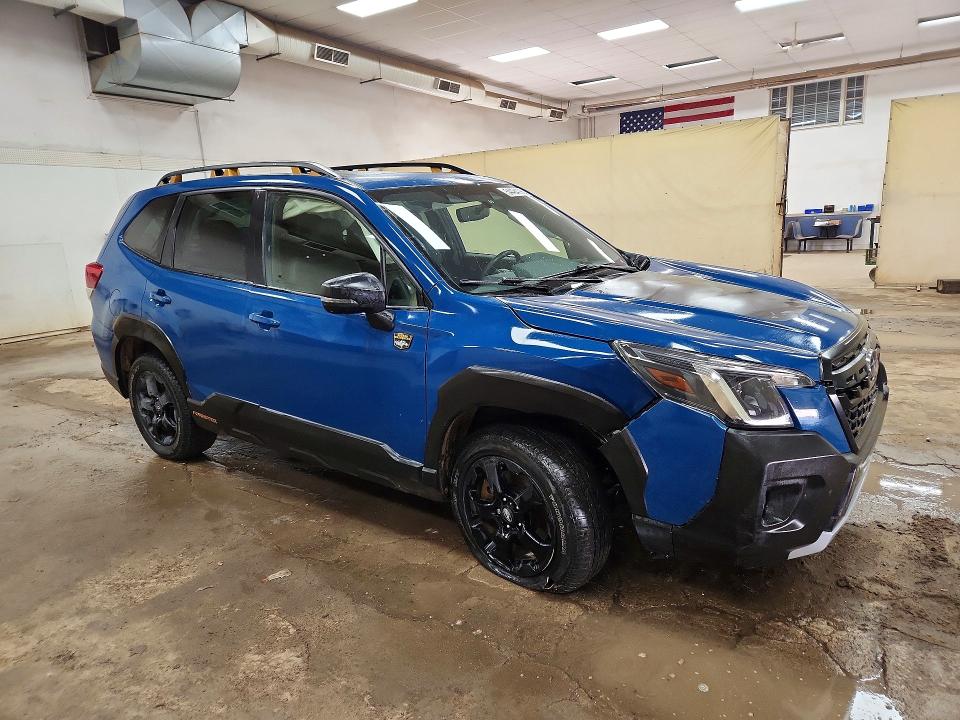 54424196 :رقم المزاد ، JF2SKAMC6NH485641 vin ، 2022 Subaru Forester مزاد بيع