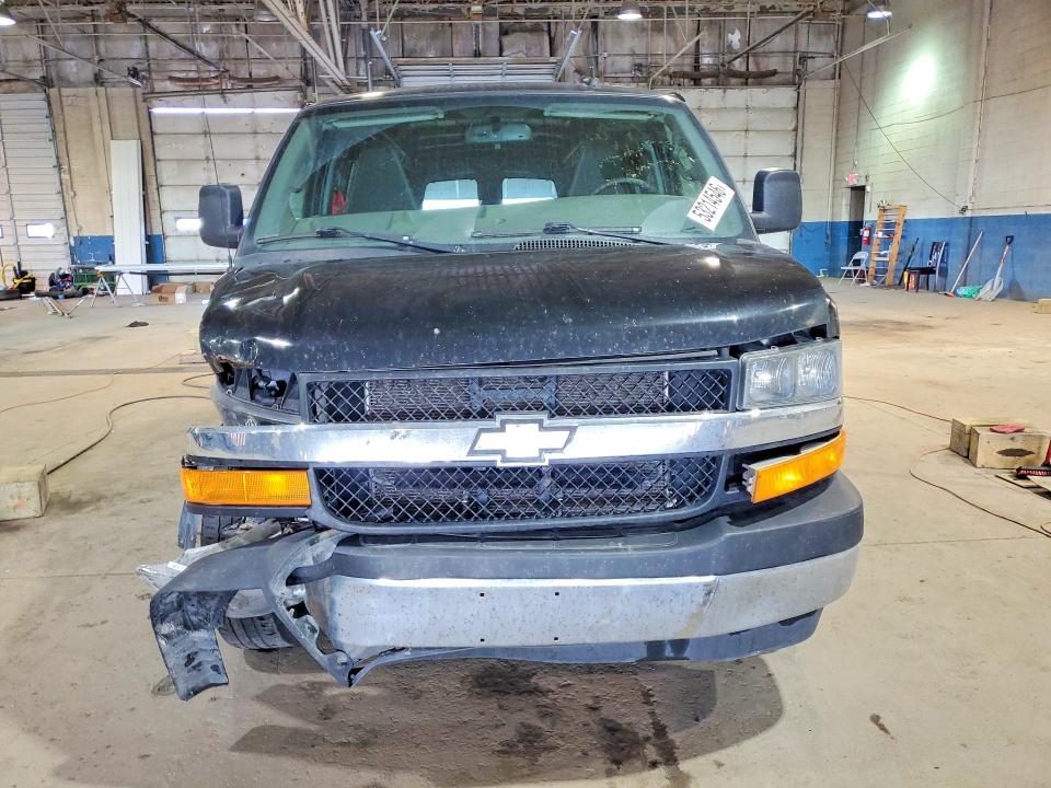 2018 Chevrolet Express G2500 მანქანა იყიდება აუქციონზე, vin: 1GCWGBFG7J1261840, აუქციონის ნომერი: 53214546