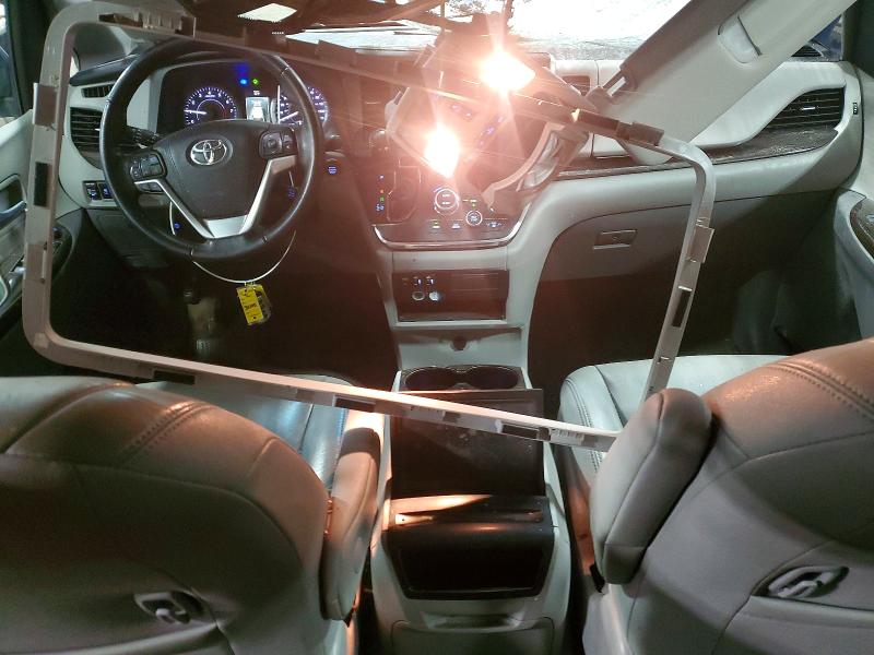 Продажа на аукционе авто 2016 Toyota Sienna, vin: 5TDYK3DCXGS748894, номер лота: 52051596