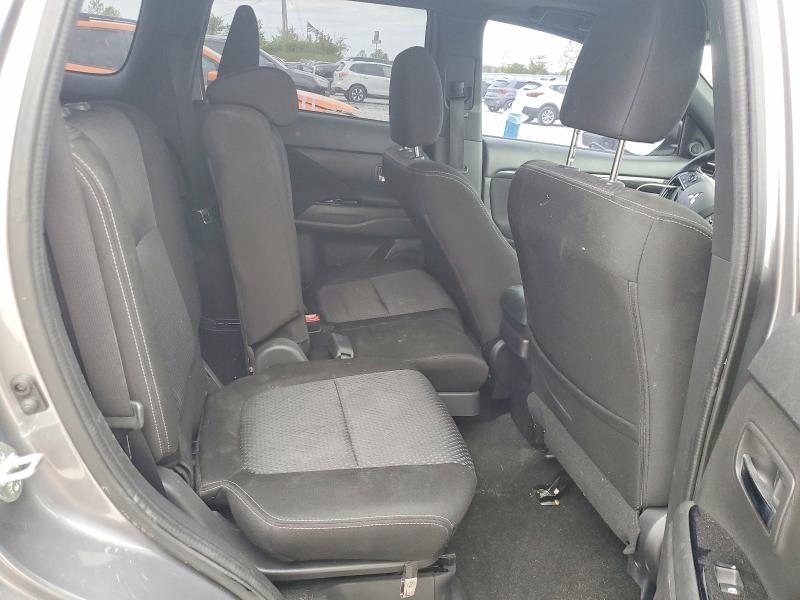 2018 Mitsubishi Outlander მანქანა იყიდება აუქციონზე, vin: JA4AZ3A3XJZ031218, აუქციონის ნომერი: 53924266