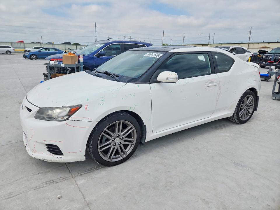 53947566 :رقم المزاد ، JTKJF5C77B3006980 vin ، 2011 Scion Tc مزاد بيع