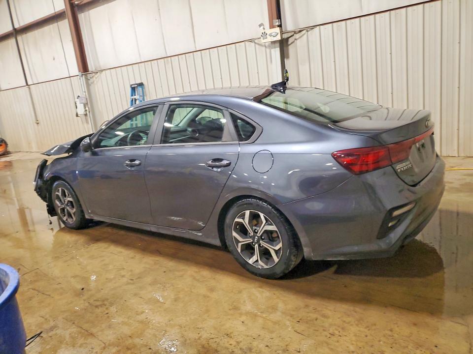 2020 Kia Forte მანქანა იყიდება აუქციონზე, vin: 3KPF24AD4LE232125, აუქციონის ნომერი: 52325786