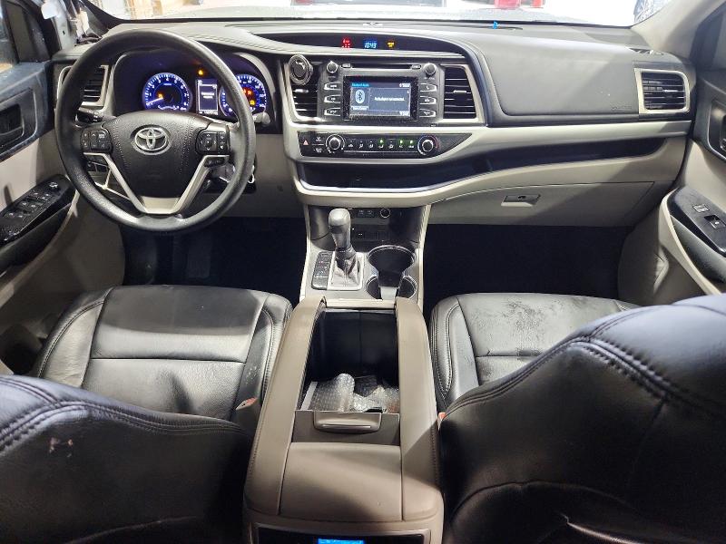 Продажа на аукционе авто 2018 Toyota Highlander, vin: 5TDZARFH0JS035819, номер лота: 55209396