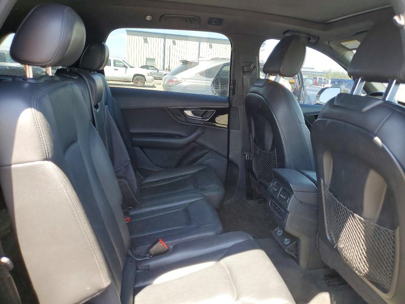 Продажа на аукционе авто 2017 Audi Q7, vin: WA1LAAF75HD030338, номер лота: 53299146