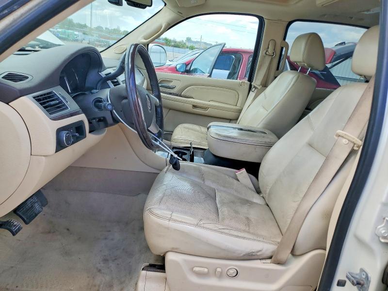 Продажа на аукционе авто 2007 Cadillac Escalade V, vin: 1GYFK66877R248850, номер лота: 52654246