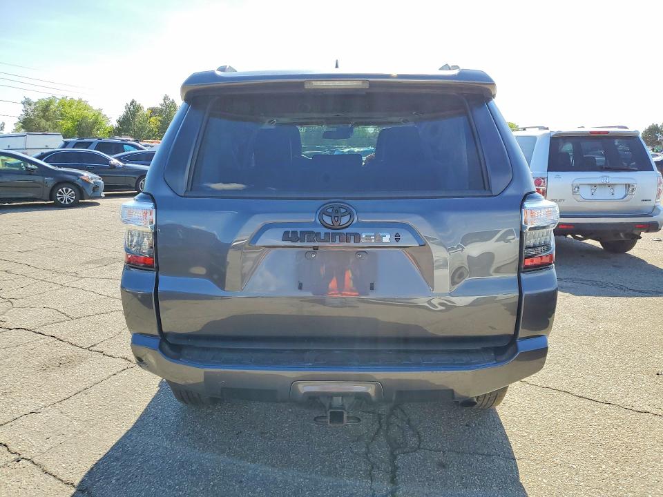 2021 Toyota 4runner მანქანა იყიდება აუქციონზე, vin: JTENU5JR8M5862830, აუქციონის ნომერი: 52485186