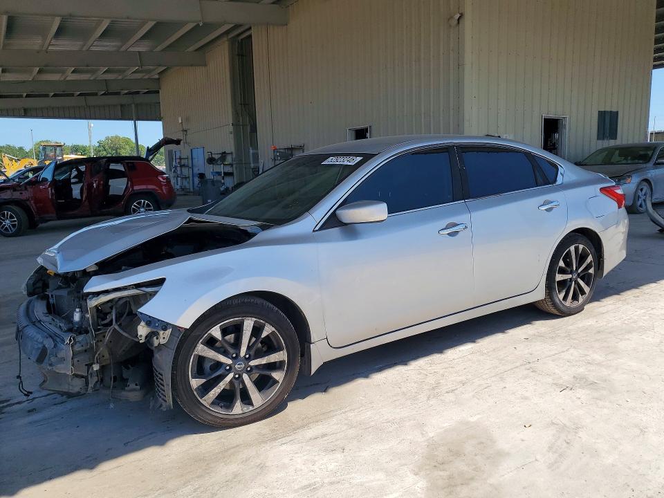 2016 Nissan Altima მანქანა იყიდება აუქციონზე, vin: 1N4BL3AP5GC207141, აუქციონის ნომერი: 52923246