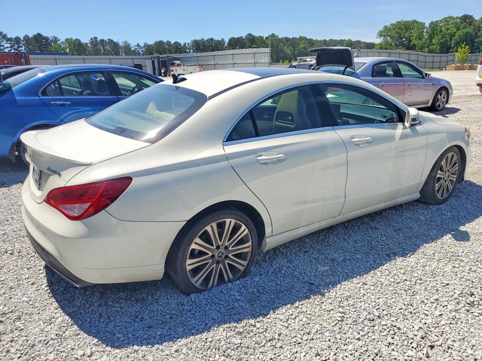 52208336 :رقم المزاد ، WDDSJ4GB1JN543209 vin ، 2018 Mercedes-benz Cla مزاد بيع