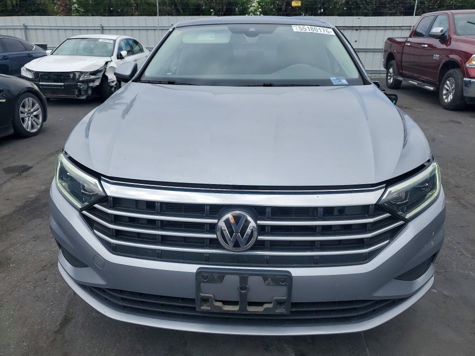 55180176 :رقم المزاد ، 3VWE57BU0MM085471 vin ، 2021 Volkswagen Jetta مزاد بيع
