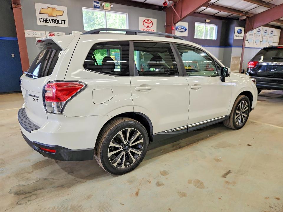 2017 Subaru Forester მანქანა იყიდება აუქციონზე, vin: JF2SJGTC5HH417181, აუქციონის ნომერი: 55370466