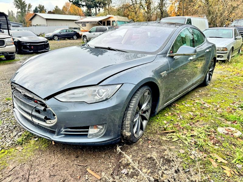 Aukcja sprzedaży 2014 Tesla Model S, vin: 5YJSA1H17EFP29887, numer aukcji: 52264646