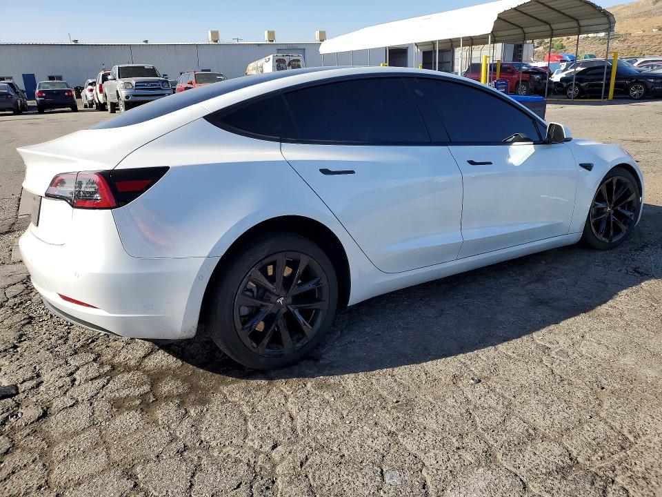 53436456 :رقم المزاد ، 5YJ3E1EA9NF155158 vin ، 2022 Tesla Model 3 مزاد بيع