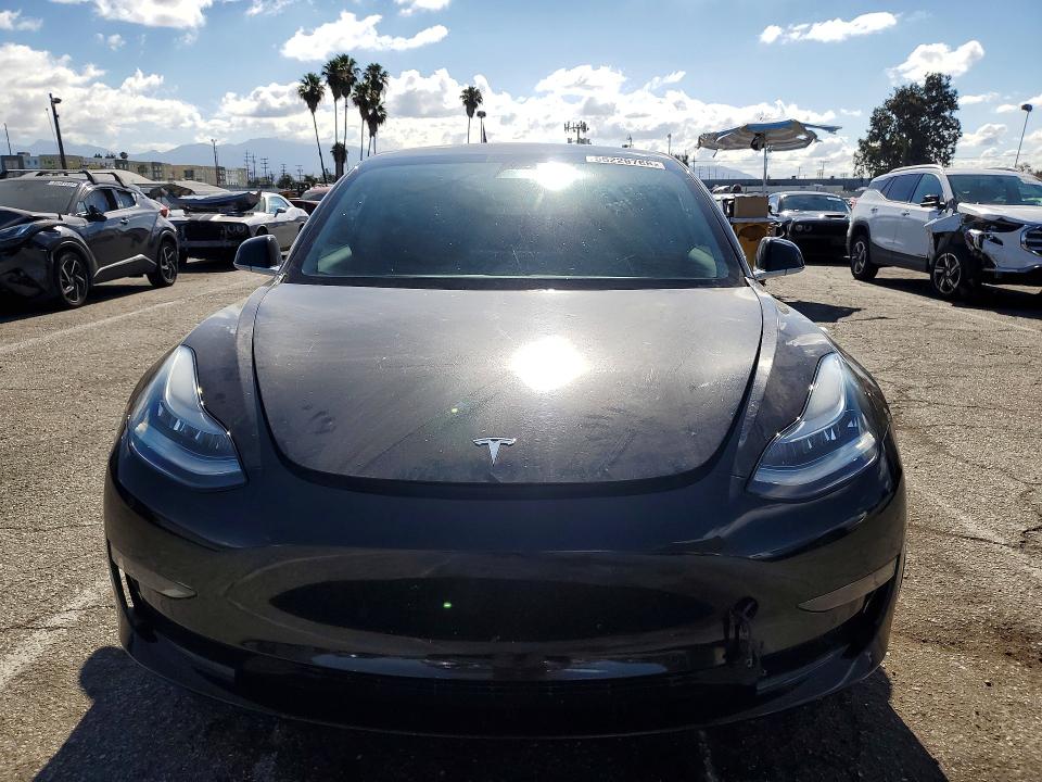 55226766 :رقم المزاد ، 5YJ3E1EA3KF421141 vin ، 2019 Tesla Model 3 مزاد بيع