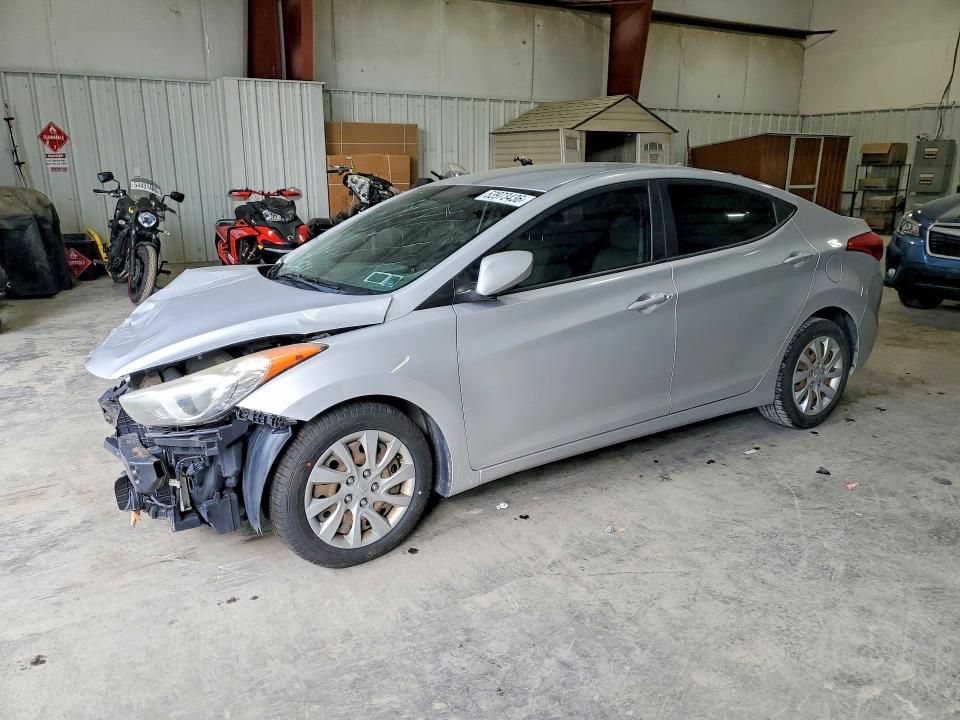 Auction sale of the 2012 Hyundai Elantra, vin: KMHDH4AE2CU437647, lot number: 53973436