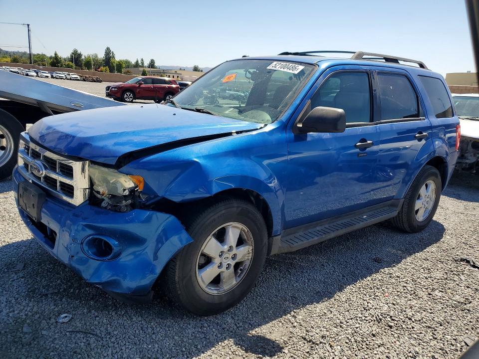 2011 Ford Escape მანქანა იყიდება აუქციონზე, vin: 1FMCU0D74BKB53184, აუქციონის ნომერი: 52100486