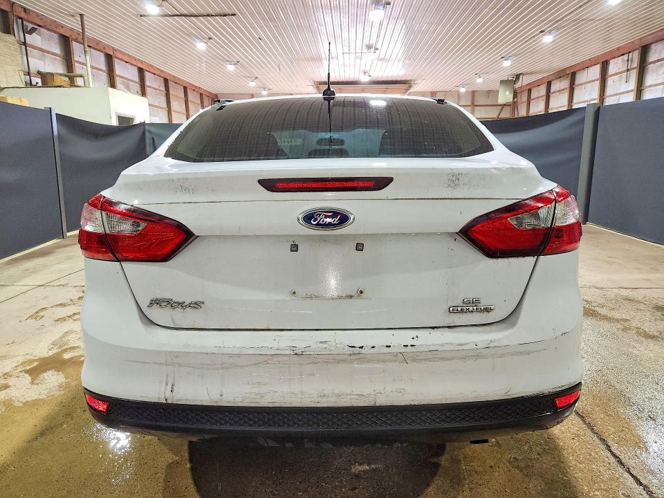 52727876 :رقم المزاد ، 1FADP3F22EL124256 vin ، 2014 Ford Focus مزاد بيع