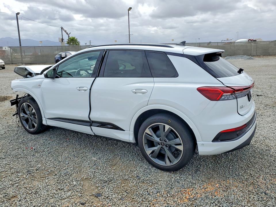 55113826 :رقم المزاد ، WA1L2BFZ1RP031796 vin ، 2024 Audi Q4 E-tron مزاد بيع