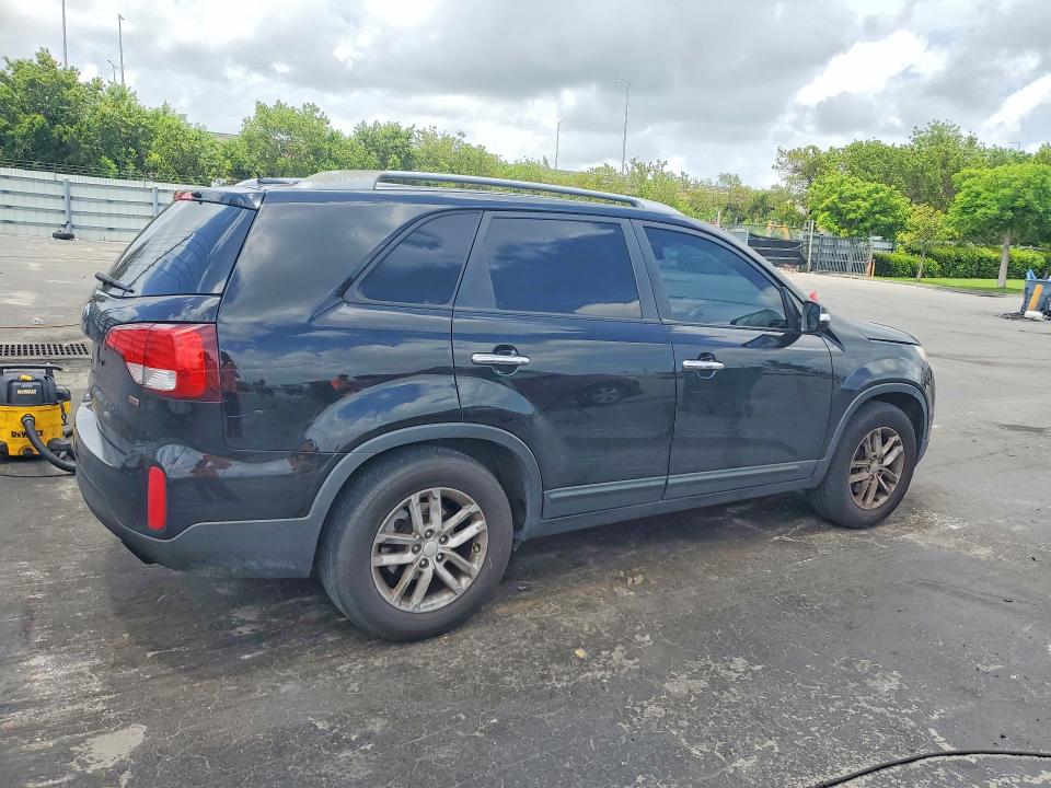 55307286 :رقم المزاد ، 5XYKT4A63EG477436 vin ، 2014 Kia Sorento مزاد بيع