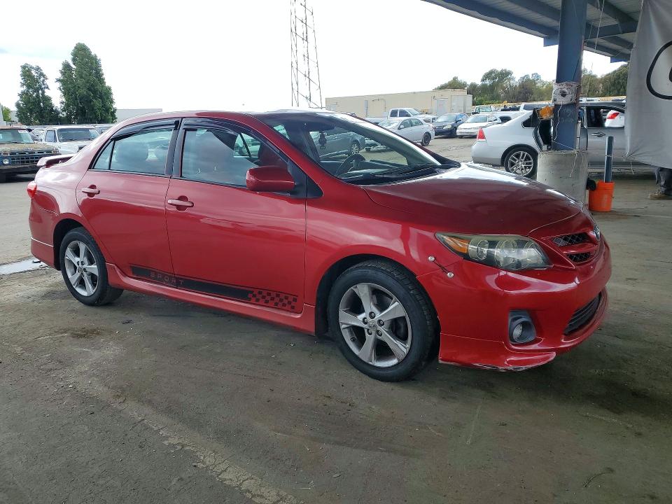 54894906 :رقم المزاد ، 2T1BU4EE4BC610968 vin ، 2011 Toyota Corolla مزاد بيع