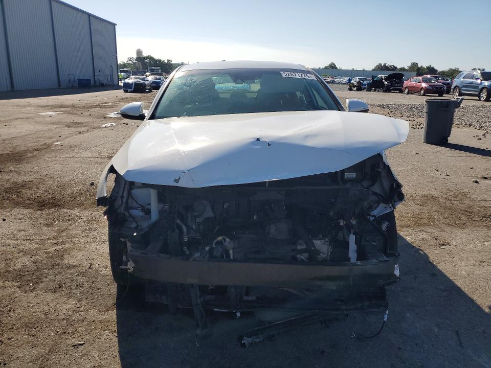 2019 Kia Optima მანქანა იყიდება აუქციონზე, vin: 5XXGT4L37KG282674, აუქციონის ნომერი: 52671236