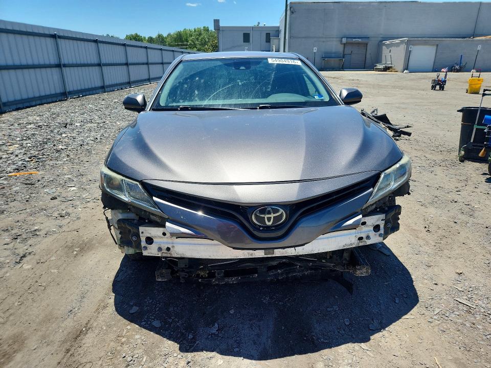 2019 Toyota Camry მანქანა იყიდება აუქციონზე, vin: 4T1B11HK4KU257123, აუქციონის ნომერი: 54904916