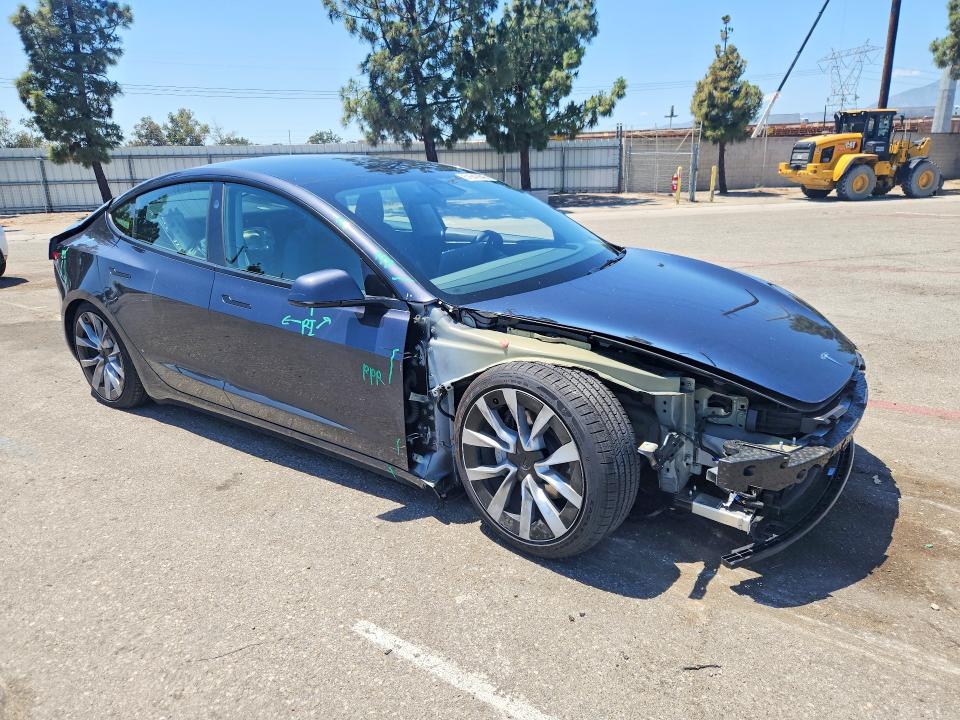 2025 Tesla Model 3 მანქანა იყიდება აუქციონზე, vin: 5YJ3E1EA1SF025239, აუქციონის ნომერი: 51643646