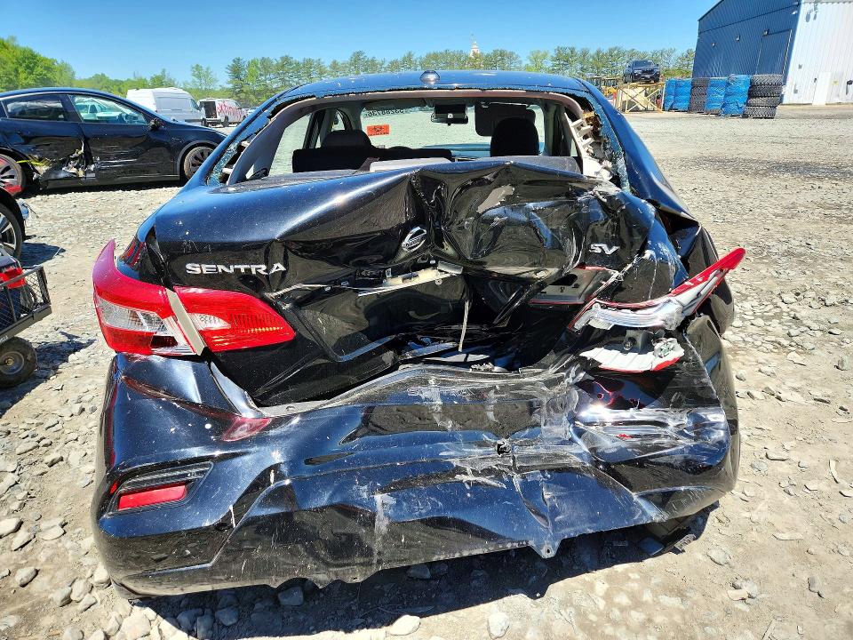 Продаж на аукціоні авто 2018 Nissan Sentra, vin: 3N1AB7APXJY273718, номер лоту: 53288736