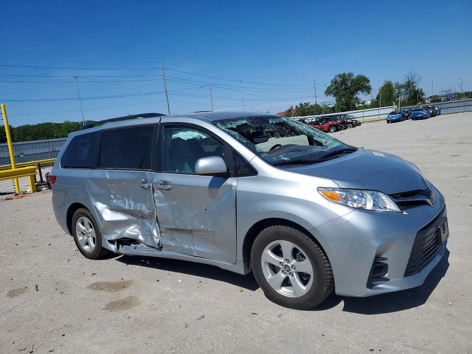 53041546 :رقم المزاد ، 5TDKZ3DC6LS032960 vin ، 2020 Toyota Sienna مزاد بيع