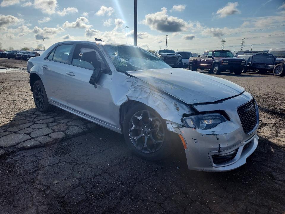 2023 Chrysler 300 მანქანა იყიდება აუქციონზე, vin: 2C3CCASG0PH538535, აუქციონის ნომერი: 51510956